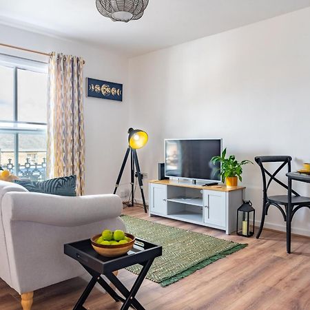Swift Host Golden Triangle 2 Bed With Parking Apartment นอร์ริช ภายนอก รูปภาพ